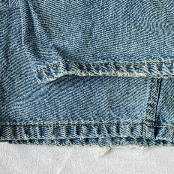 LEVI'S Men's 505 Regular Fit Denim Jeans - Picture 14 of 14